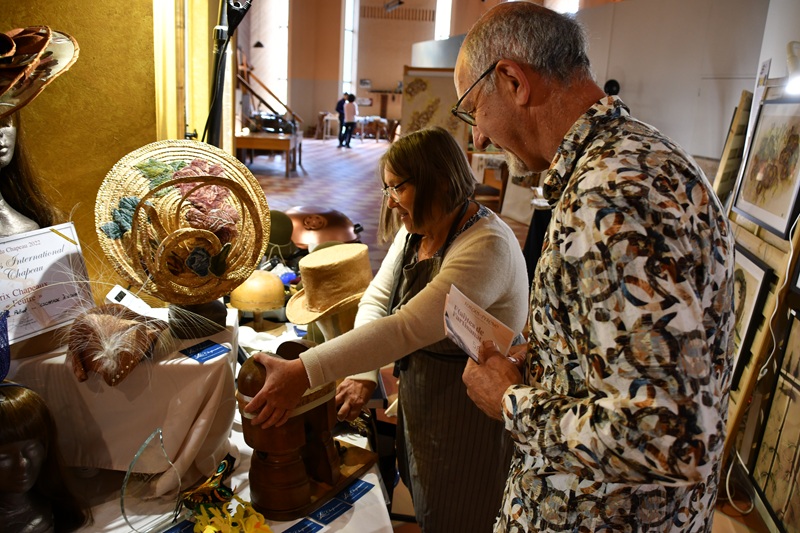 Démonstration du travail de Chapeliers