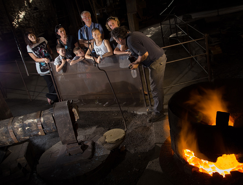 Atelier forge à martinet